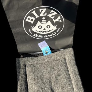 Self Warming cat and Pet Mat, Reflexology Mat for Pets, BizzyBrand Cozy Mat, Stress Relief Pad Relaxing Pet Pad, self warming fleece cat bed