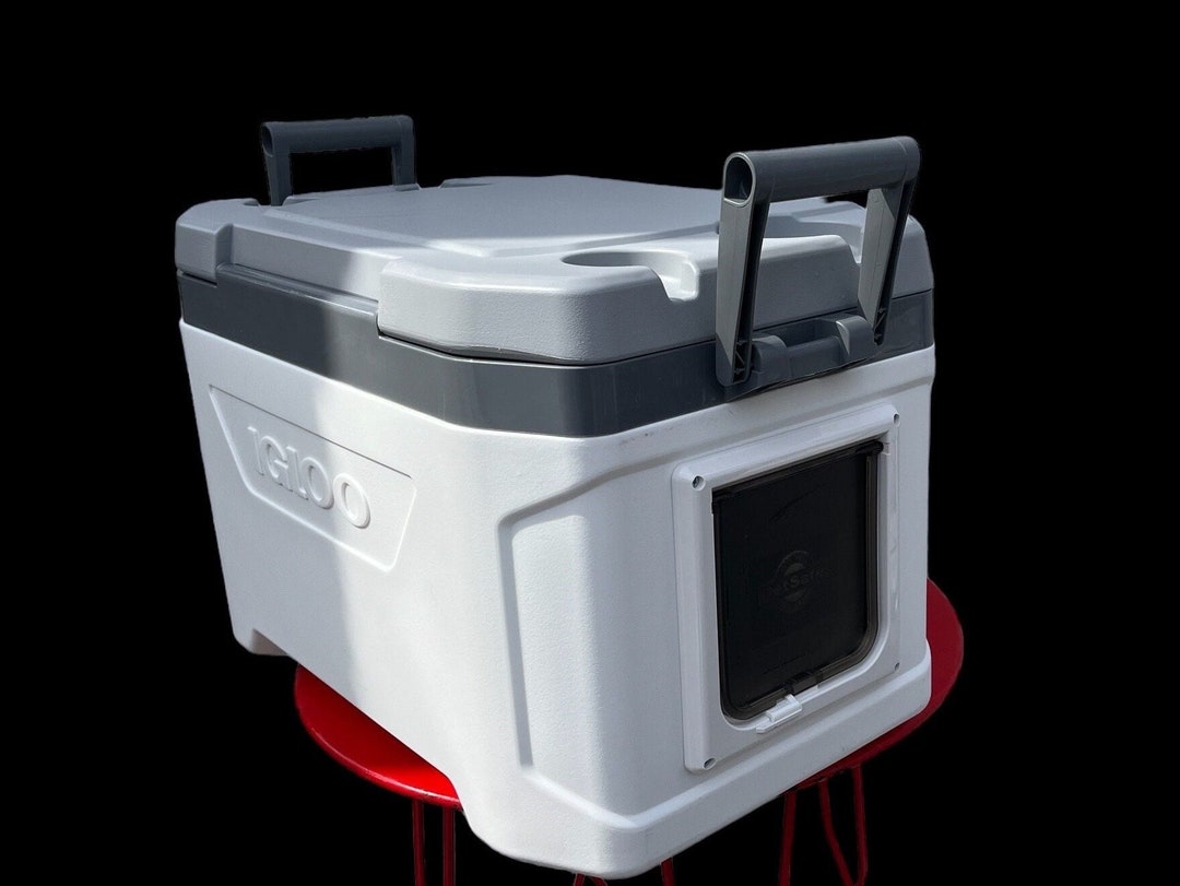IGLOO Cat House, BIZZYBRAND Cat Shelter With 2 Doors for Indoor