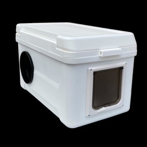 BIZZY BRAND Cat Shelter, Enclosed Cat House, Large Insulated Cat House Indoor & Outdoor Heated Igloo Cooler Cat Shelter, All SEASON