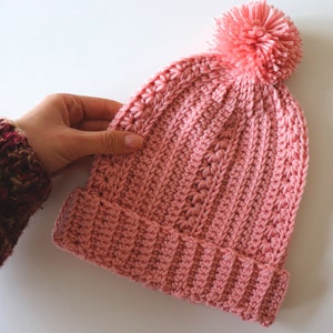 Modello scritto per cappello a cuffia romantico facile all&#39;uncinetto / Uncinetto di Sirin / Download istantaneo di PDF