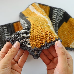 Crochet Easy Baktus Shawl Written Pattern Sirin's Crochet Instant PDF Download image 2