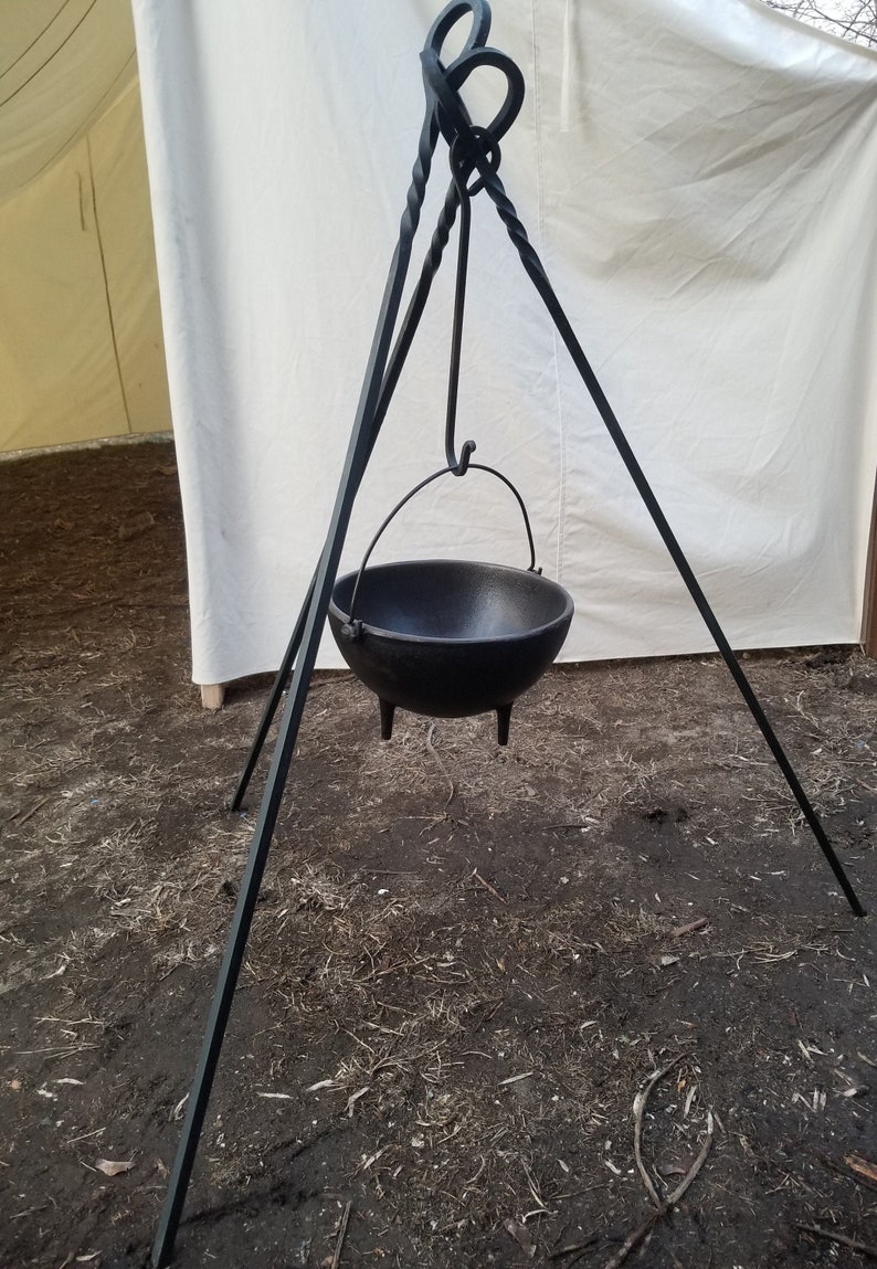 XL heavy duty forged camp cooking tripod holds OVER 95 POUNDS! seen on tv's , fallout, dinner: impossible image 6