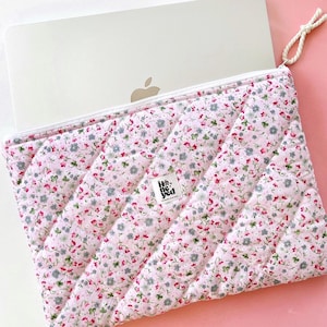 Pink Floral Laptop Sleeve, Quilted MacBook Case, ipad tablet sleeve