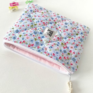 Cute Kindle Sleeve, Kindle Paperwhite Case, E-reader Sleeve, Kindle Case, Book Lover Gift, Kindle Accessories, Gifts for women