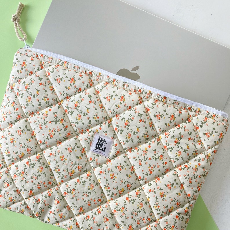 Laptop Case, laptop sleeve, laptop sleeve aesthetic, Laptop Skin, Laptop Bag, laptop case 13 inch, Laptop Case 14 inch, laptop sleeve 14 inch, laptop sleeve 13 inch, laptop sleeve 15.6 inch,  laptop sleeve 15 inch, laptop case 13 inch, floral laptop