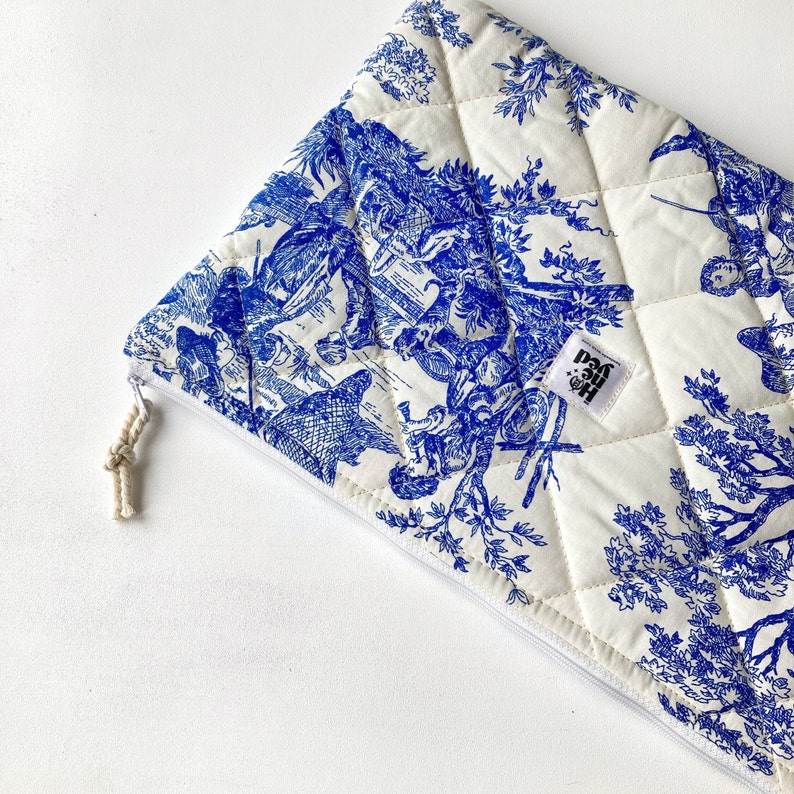 gift for her, womens gift, blue laptop bag, floral laptop bag, laptop sleeve, laptop flat pouch, Cute Laptop Sleeve, Floral Laptop Sleeve, vintage laptop bag, Notebook Bag, Quilted Laptop Bag, Macbook bag  13 inch, 14 inch, 15 inch, laptop bag