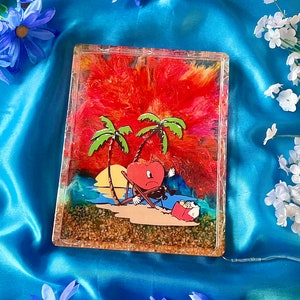 Bad Bunny &quot;Un Verano Sin Ti&quot; Corazoncito Tray (B-GRADE - Discounted)
