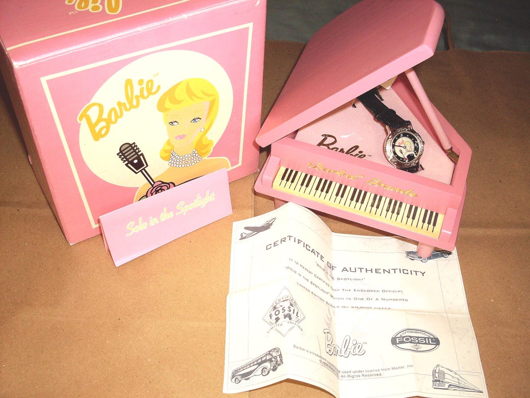 Barbie Solo in the Spotlight Watch & Pink Piano - Limited  display picture 1