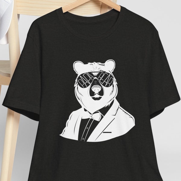 Papa Bear Fathers Day Shirt, Bear in Glasses Funny t-Shirt, Dad Shirt, Gift for Father, Present for Husband, Family Shirt Matching Shirts