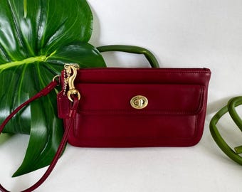 Vintage Coach | Wristlet Wallet | Red