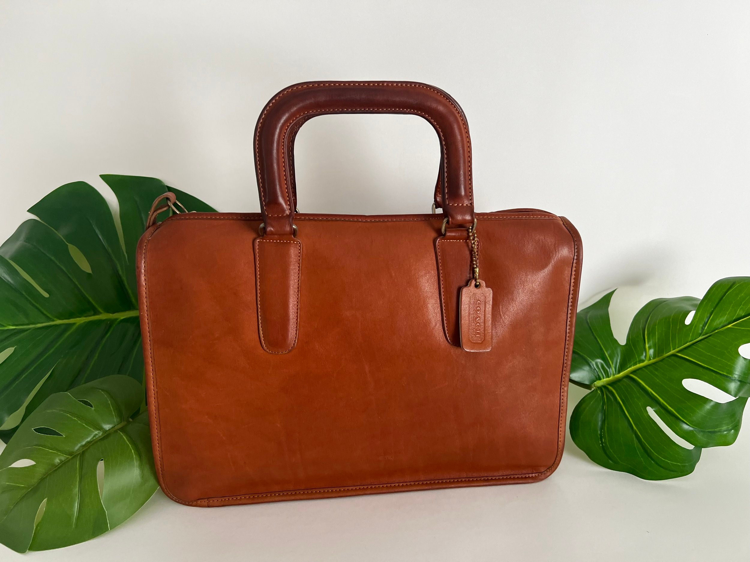 Vintage Coach | Original NYC Factory | Large Slim Satchel Vintage Coach | Original NYC Factory | Large Slim Satchel