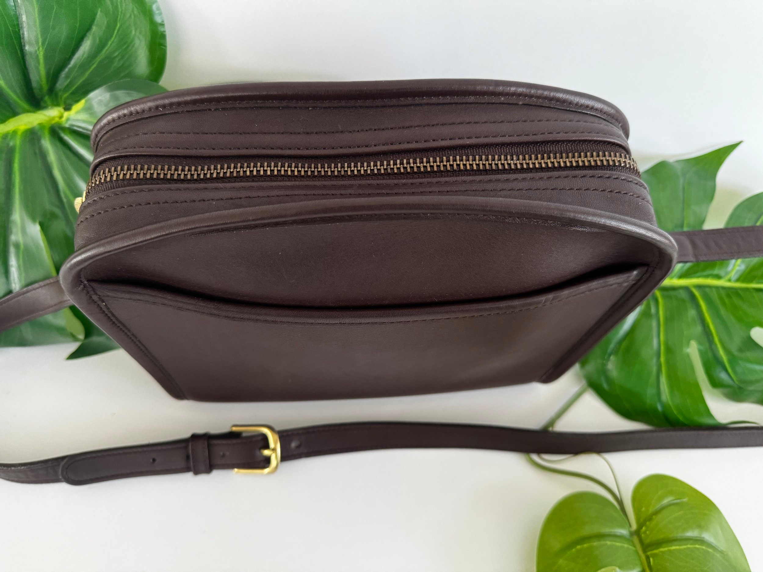 Vintage Coach | Metropolis Zip | 9087 | Mahogany - Etsy Vintage Coach | Metropolis Zip | 9087 | Mahogany - Etsy