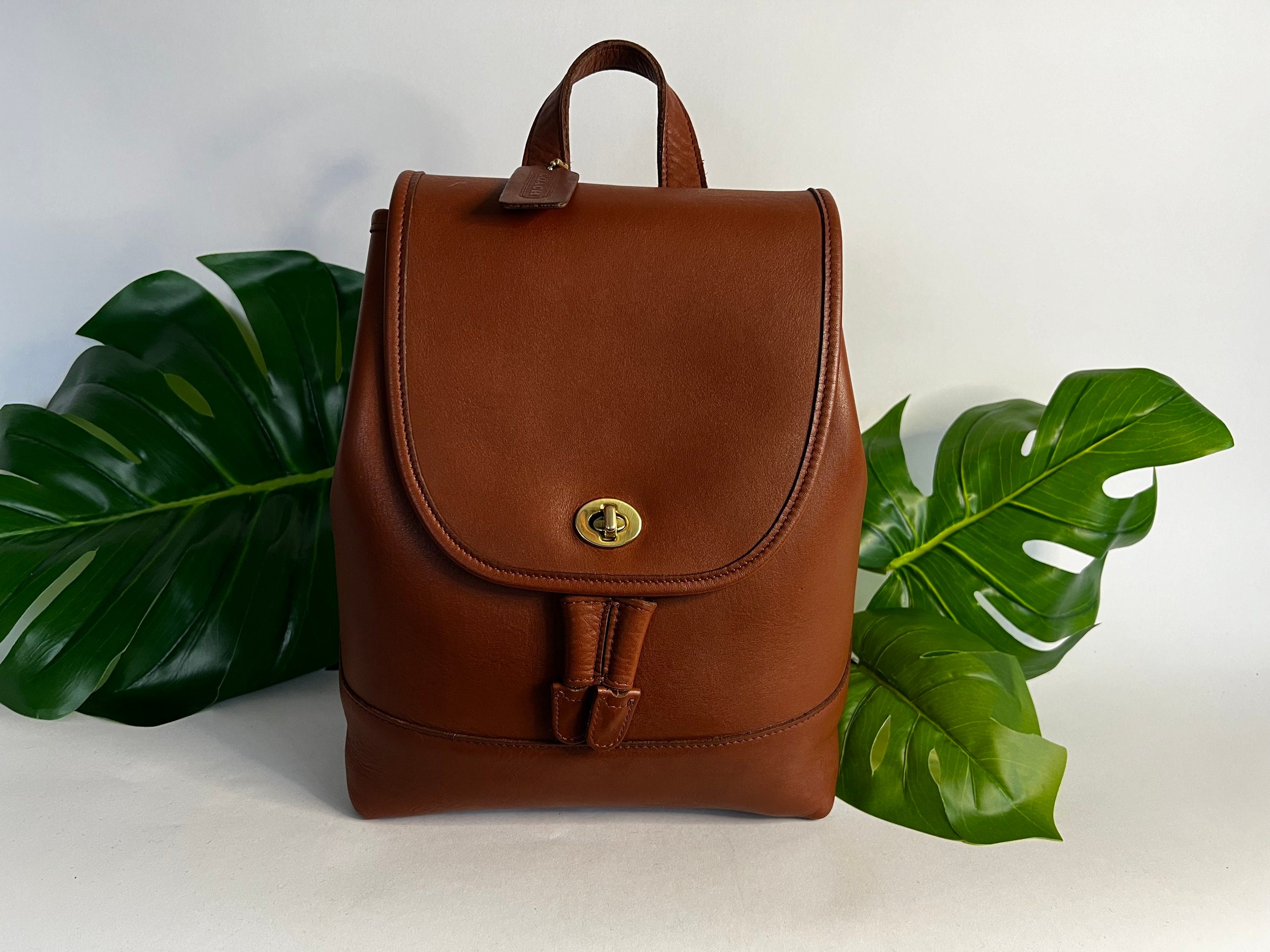 Vintage Coach | Classic Large Daypack Backpack | 9791 Vintage Coach | Classic Large Daypack Backpack | 9791