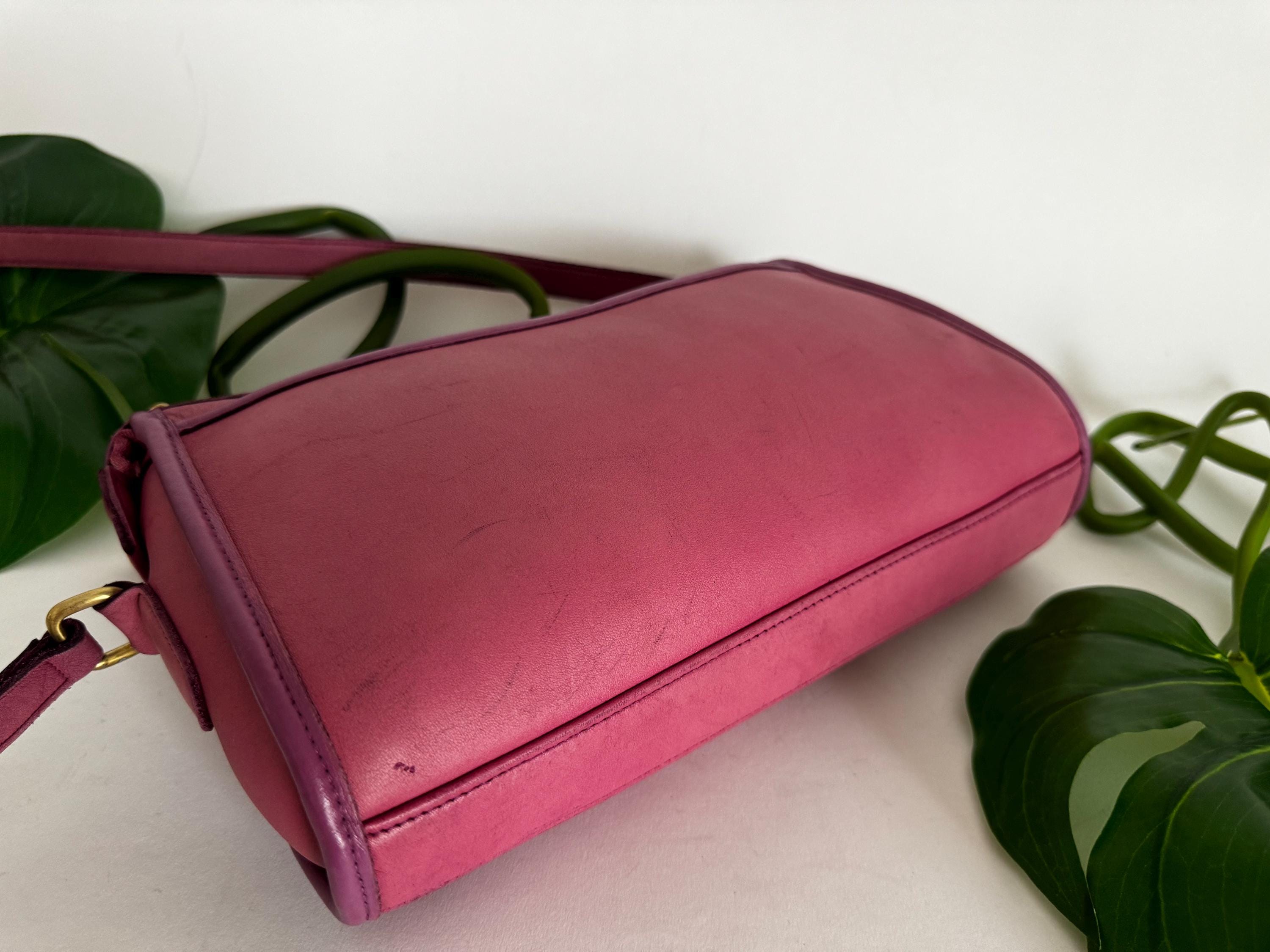 バッグ Vintage Coach Pink Leather Purse Handbag Vintage COACH Hamptons Soho Hot Pink/Fuchsia Leather Satchel
