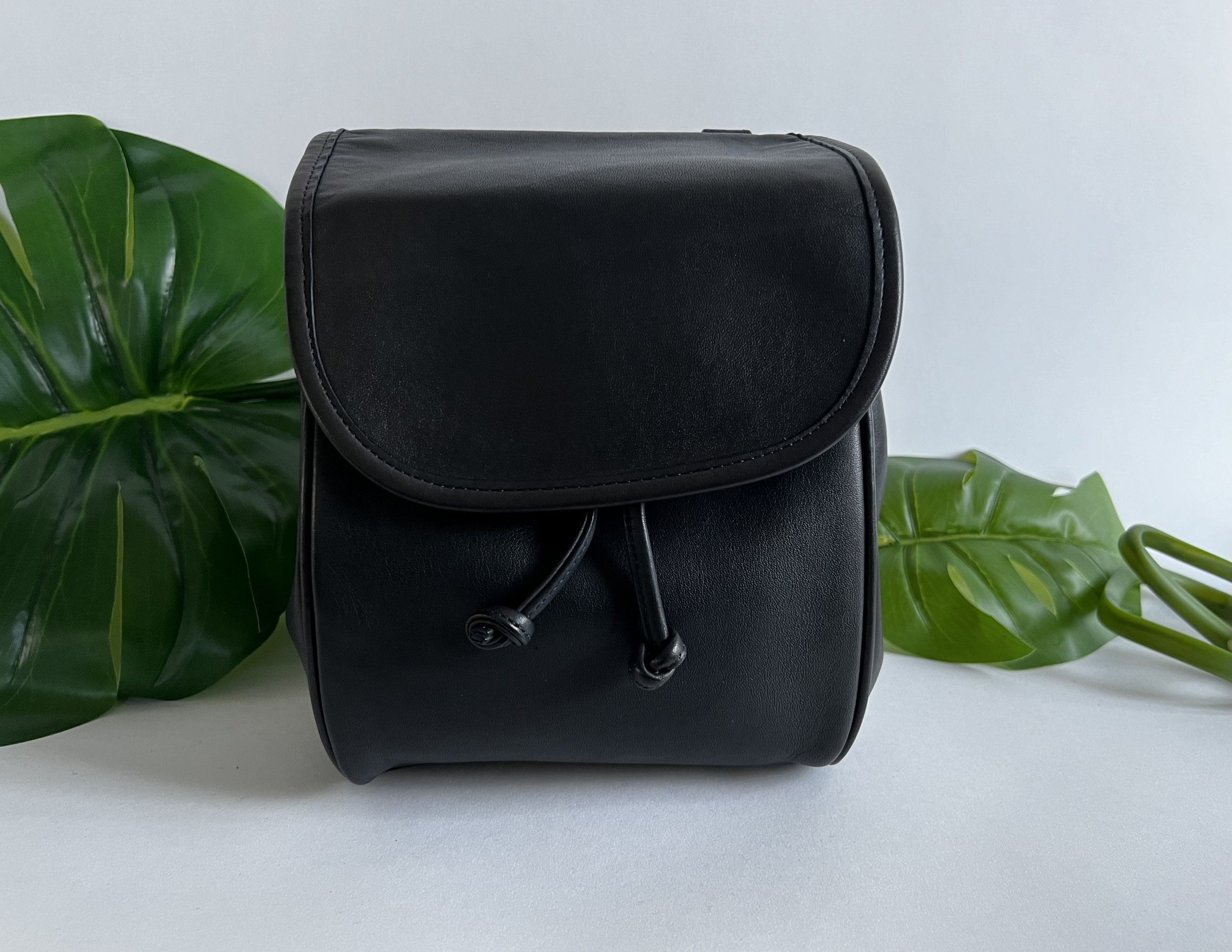良品 1731 Vintage COACH ショルダーバッグ フラップ ネイビー 良品 1731 Vintage COACH ショルダーバッグ フラップ ネイビー