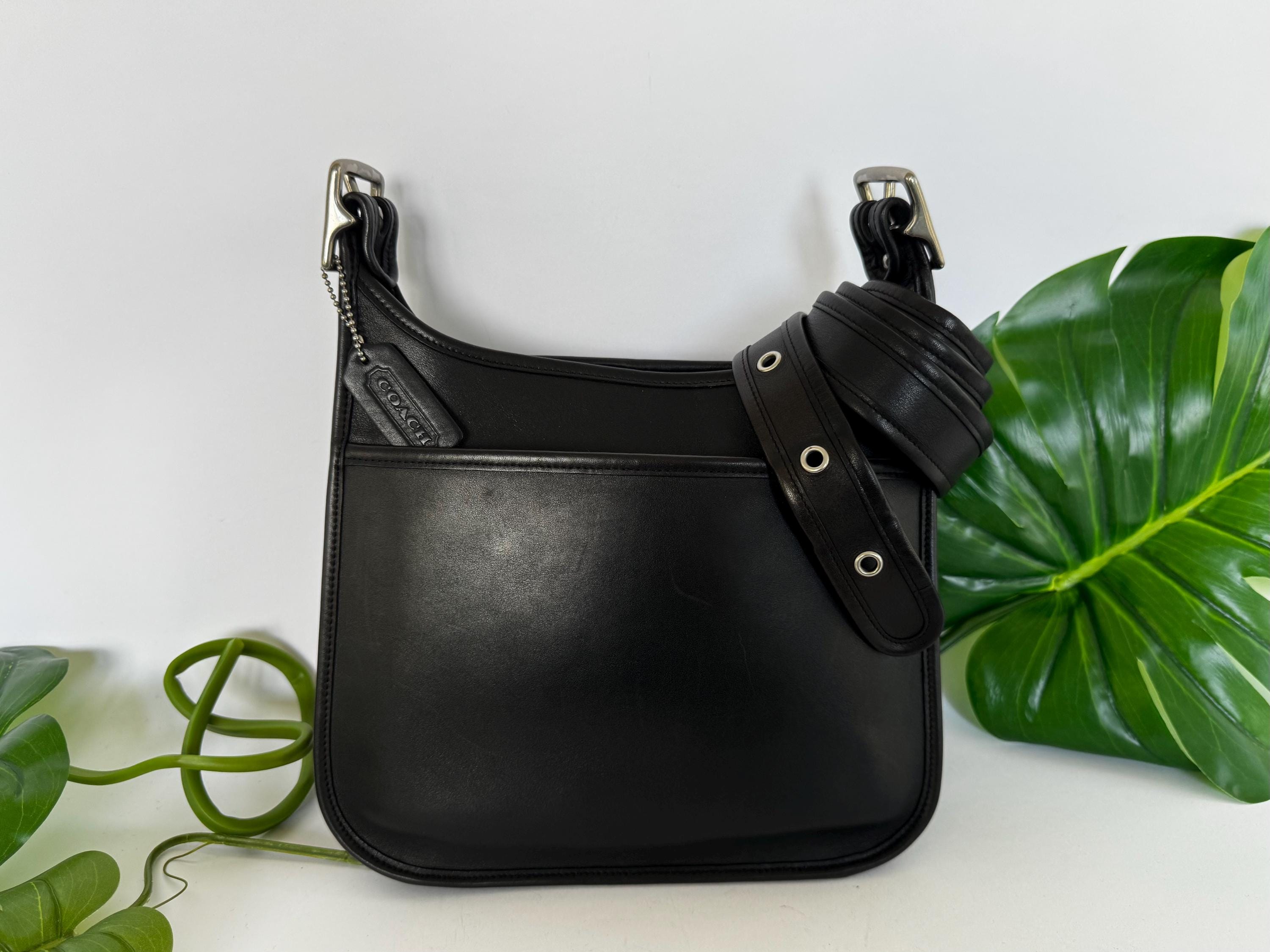 Vintage Coach | Legacy Zip | #9966 | Black - Etsy Vintage Coach | Legacy Zip | #9966 | Black - Etsy