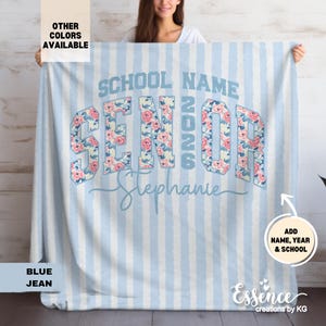 Custom graduate blanket Senior Class of 2026 gift Personalized graduation keepsake throw blanket grad giftful Senior mom college gift idea