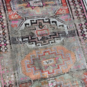 Primitive Brown Vintage runner rug, Organic handmade Turkish Hallway rug, Kitchen narrow rug, Geometric Oushak rug