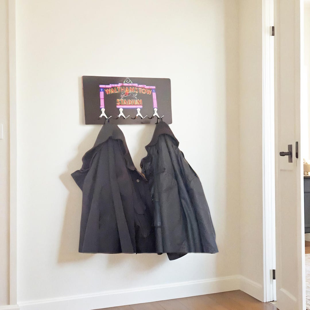 Custom Coat Racks Custom Coat Rack for Wall Mounted, Personalised Rain Coat Holder for ...