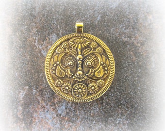 Brass ukrainian medallion,handmade ukrainian brass jewelry,handmade brass locket,ukraine handmade brass dukach,ukraine traditional jewellery