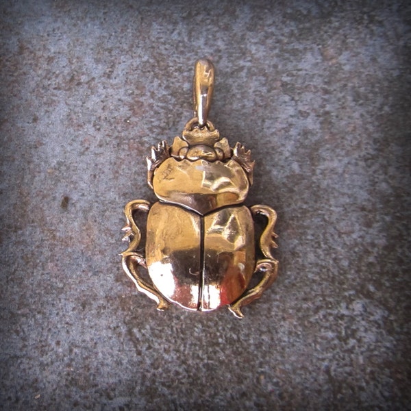 Scarab beetle handmade necklace pendant,Scarab beetle bronze pendant,Scarab beetle jewelry,Egyptian symbols,symbol of spring necklace