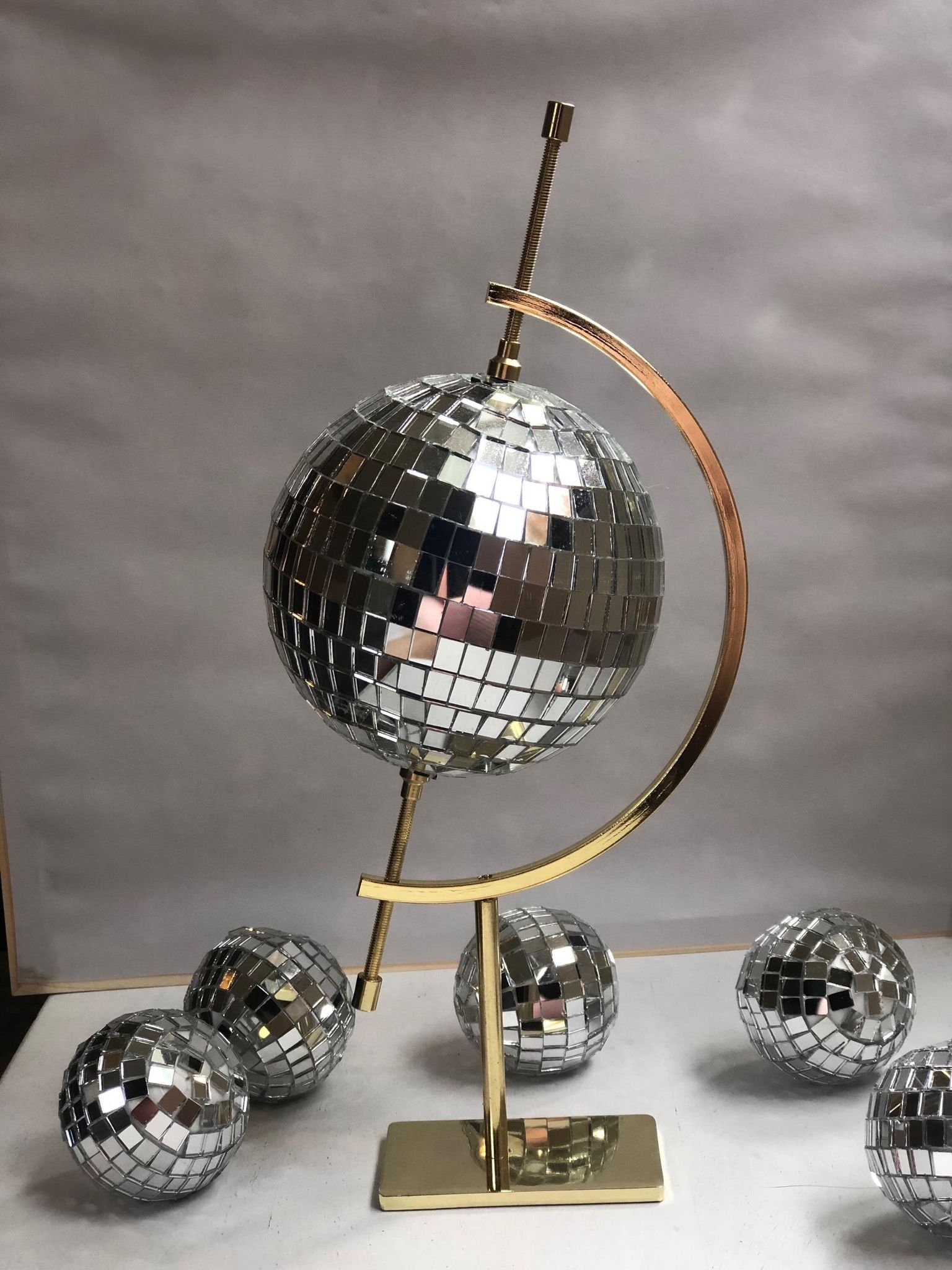 Disco Ball Stand atelieryuwa.ciao.jp