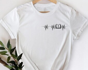 Book Heart Shirt, Bookworm Shirt, Book Lover Shirt, Reading Shirt, Book Lover Clothes, Librarian Shirt, Bookish shirt, Bookworm Gift