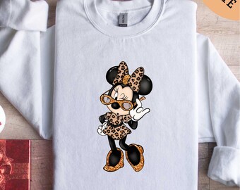 Disney Minnie Safari Leopard Sweatshirt, Disney Minnie Safari Mode Shirt, Animal Kingdom Shirt, Safari Shirt, Disney Gift, Gift for Her