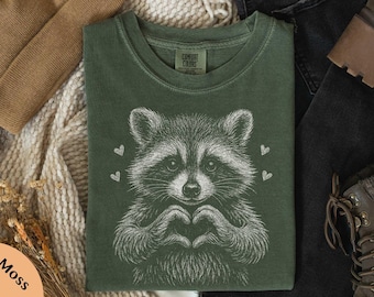 Valentine Racoon Comfort Colors® T-Shirt, Feral Love Heart Shirt, Raccoon Lover Shirt, Animal Lovers, Gift for Girlfriend, Valentine Day Tee