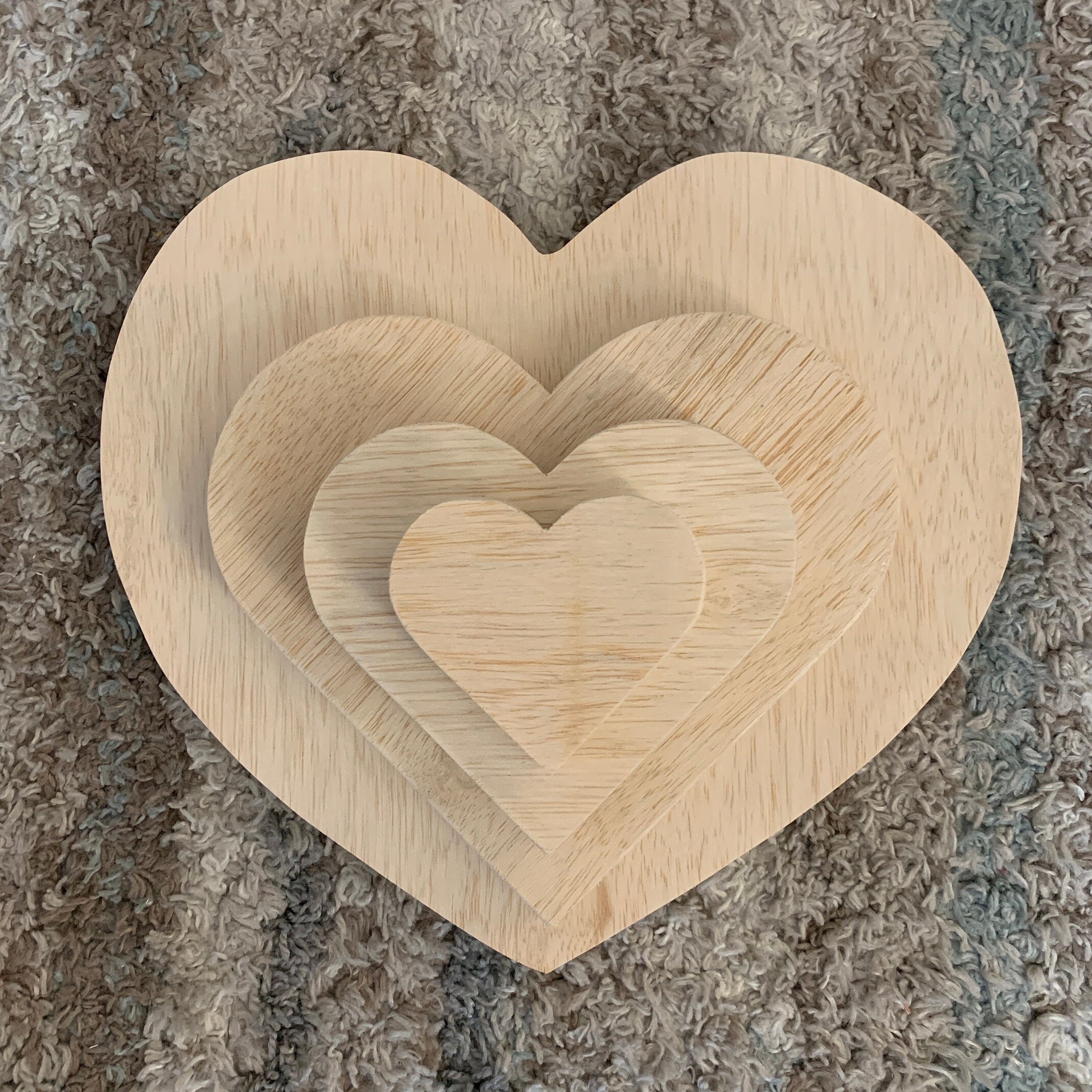 Dohia Natural Heart Wood Slices Unfinished Wooden Hearts for