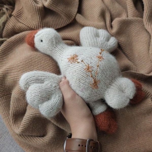 Not an ugly duck Knitting Toy Digital Download Pattern