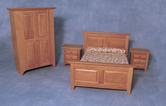 Dolls House 4 Piece Country Bedroom Set Double Bed & Wardrobe 1:12 Scale DF4437 