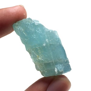 Natural Aquamarine Rough Loose Gemstone 72.10 crt Amazing Quality Rough 33x20x13 MM For jewelry Making