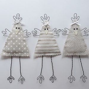 Wire chickens set of 3 Easter decoration spring decoration sewn decorative pendant Easter basket beige white jute fabric gift image 6