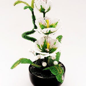 Decorazione con fiori di bambù e perline, regalo per la festa della mamma