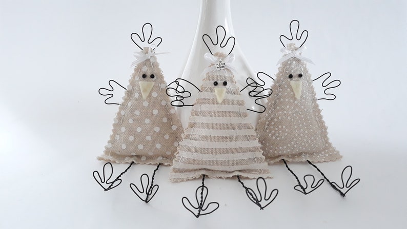 Poulets en fil de fer lot de 3 décorations de Pâques décoration de printemps cousues pendentif décoratif panier de Pâques beige blanc tissu de jute cadeau image 5