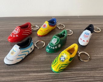 World Cup Keychains Set – Colombia Brazil USA Argentina Mexico Canada – Soccer Fan Gifts – Mini Flag Keychains – World Cup Accessories