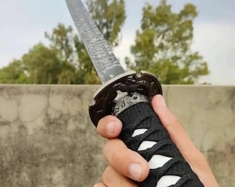 Espada katana de acero de Damasco forjada a mano