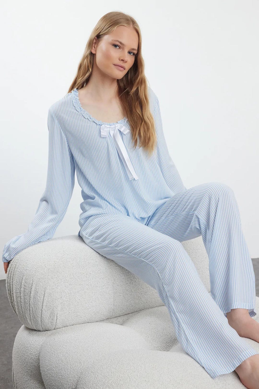 Women Light Blue Ruffled Striped Ice Silk Pajamas Two Pieces Set Short Sleeve