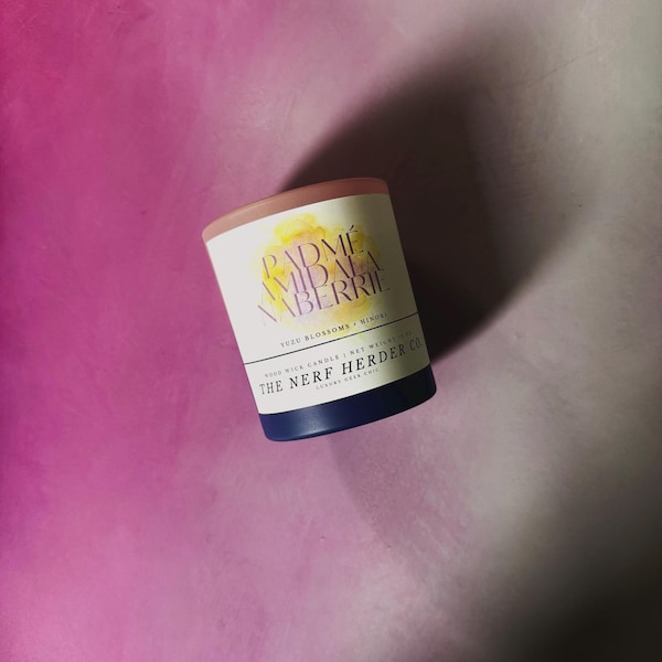 Vela 100% soja | Padmé Amidala Naberrie (255 g) | Flores de yuzu + hinoki