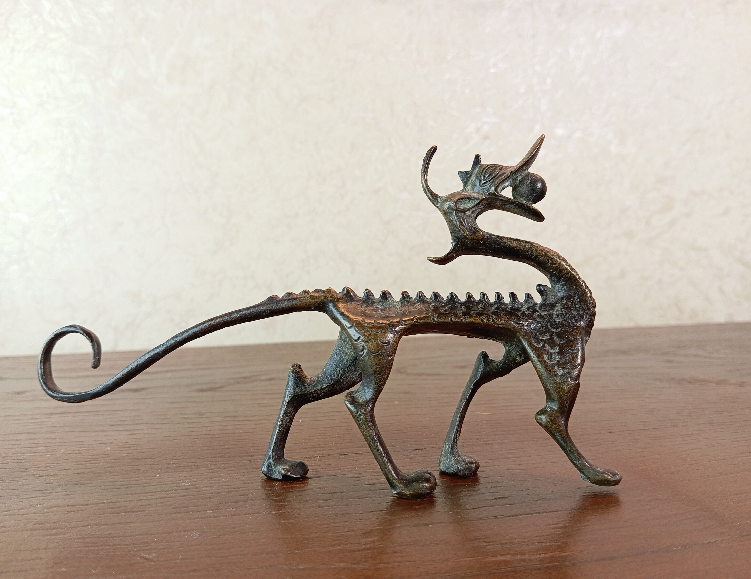 Exquisite Bronze Dragon Figurine
