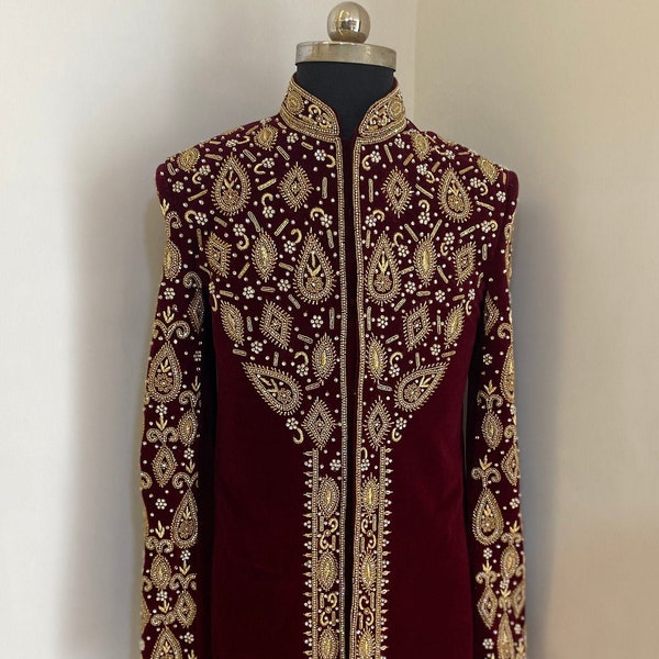 mens wear for wedding, mens ethnic wear for engagement,mens ethnic wear buy online, mens ethnic wear designers in india,Groom Sherwani