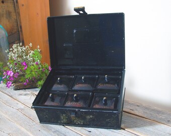 Antique tole spice box with 6 spice canisters / 1900s antique spice tins / primitive rustic spice keeper / vintage spice tins / rustic decor