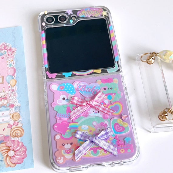 Girly Phone Case for Galaxy Z Flip 3 Butterfly Design, Kawaii Women Case  for Samsung Z Flip 3 with Strap, Clear Soft TPU Protective Case with  Crystal