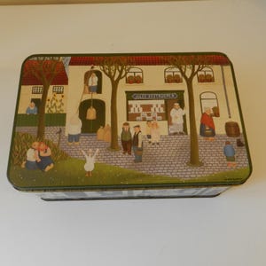 Flemish Vintage Tin/Village Scene Design/Gift Idea/Storage Tin/Vintage Biscuit Tin/Cake tin/Lidded Tin/Collectable tin/ Country Kitchen