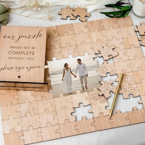 パーソナライズされた結婚式のゲストブックパズル：素朴な木製の記念品
