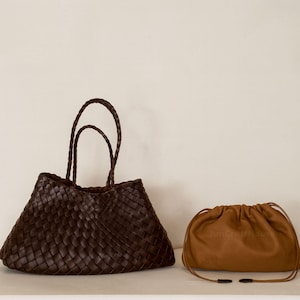 Retro Hand-Woven Leather Shoulder Bag – Elegant Soft Tote, Handmade Gift for Women, Perfect for Wife, Mom, Birthday or Mother&#39;s Day