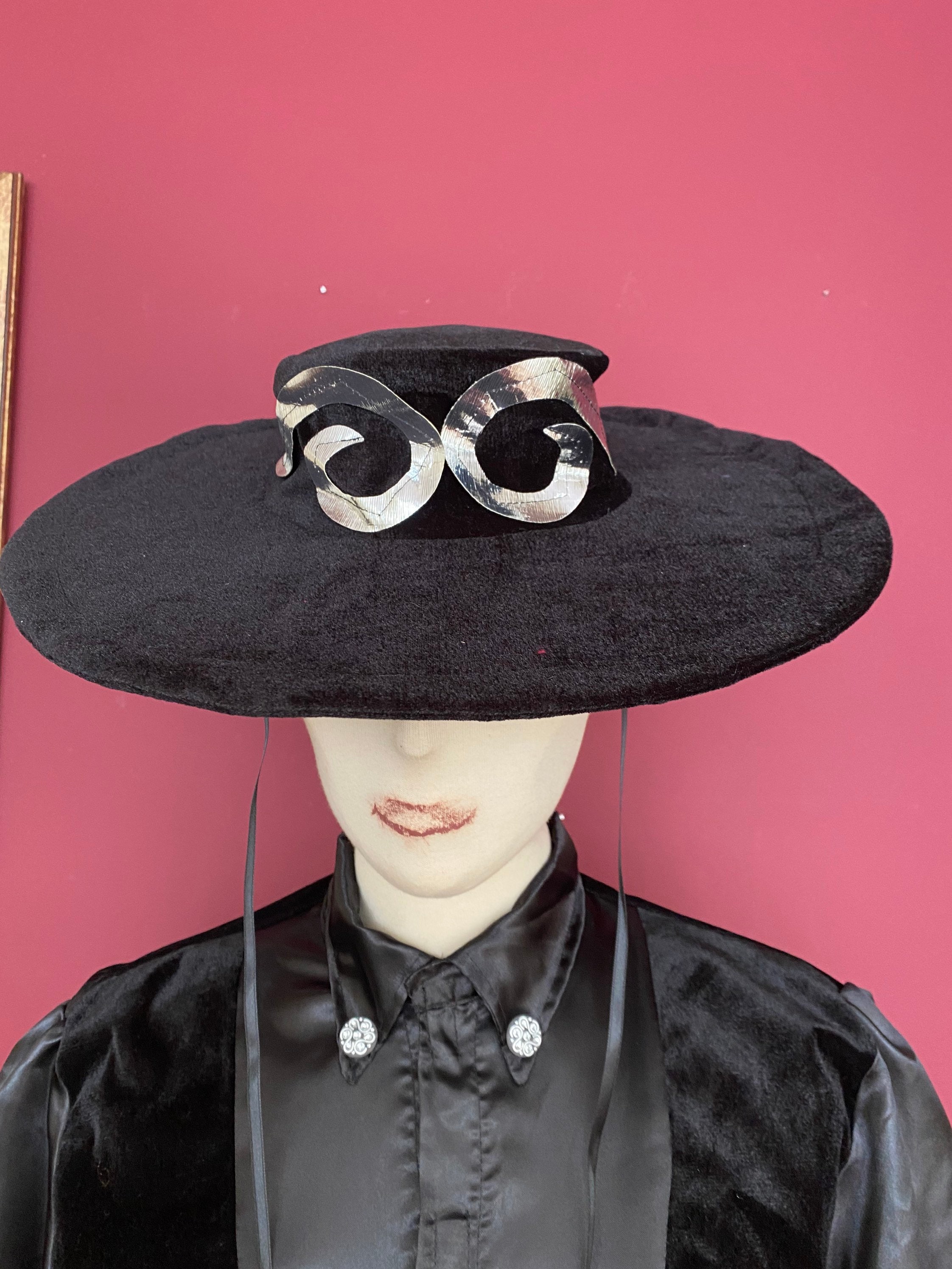 Zorro - Dallas Vintage Clothing & Costume Shop