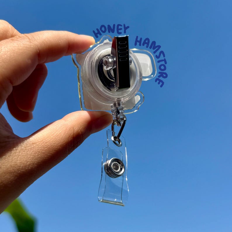 Raccoon Respectfully No Badge Reel with ID Belt Clip Cute Design Acrylic for Children Gift Work Accessories Nurses Medical Teacher Student afbeelding 3