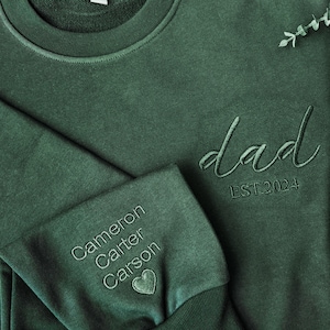 Custom Embroidered Papa Est Sweatshirt With Kids Names on Sleeve, Personalized Dad Gift, Gift For New Dad, Father&#39;s Day Gift, Dad To Be Gift